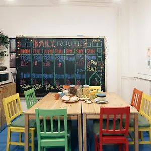 https://homeplus-hostel.inbudapesthotels.com